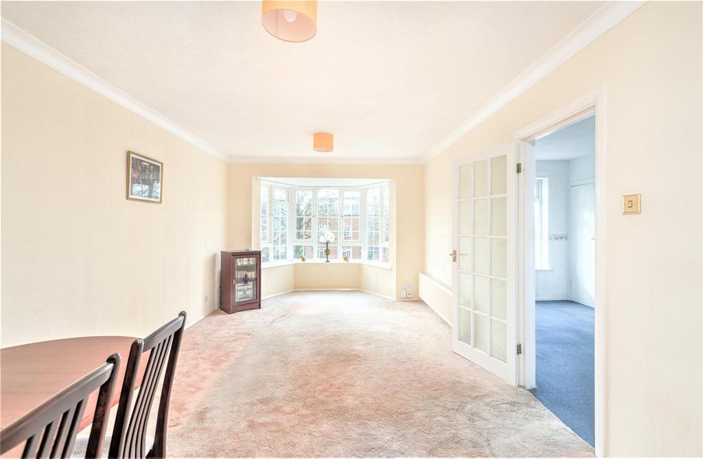 Craigmount, Radlett 2 bed apartment £345,000