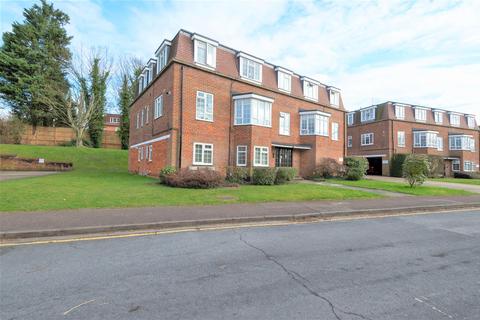 31 Craigmount, Radlett, WD7 7LW