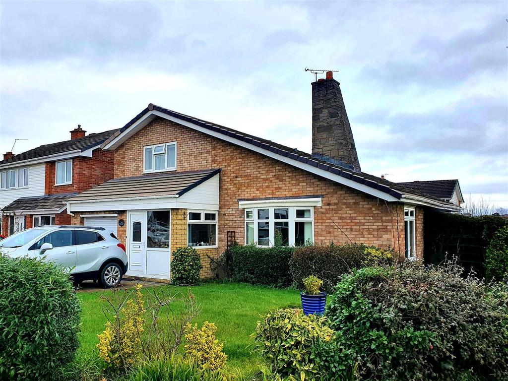 Portland Crescent, Shrewsbury 3 bed detached house £325,000