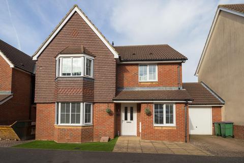 22 Campbell Road, Hawkinge, Folkestone, CT18 7TL