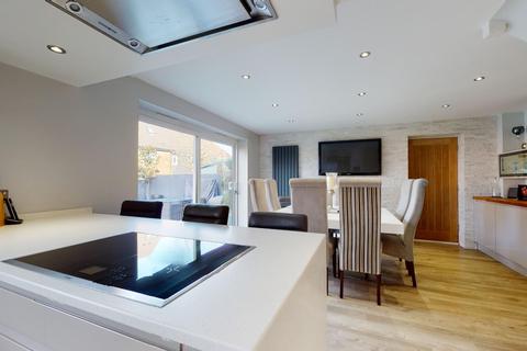 22 Campbell Road, Hawkinge, Folkestone, CT18 7TL