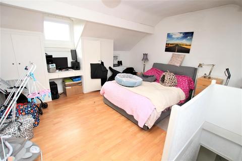 145 Albion Road, Bradford, BD10 9QN