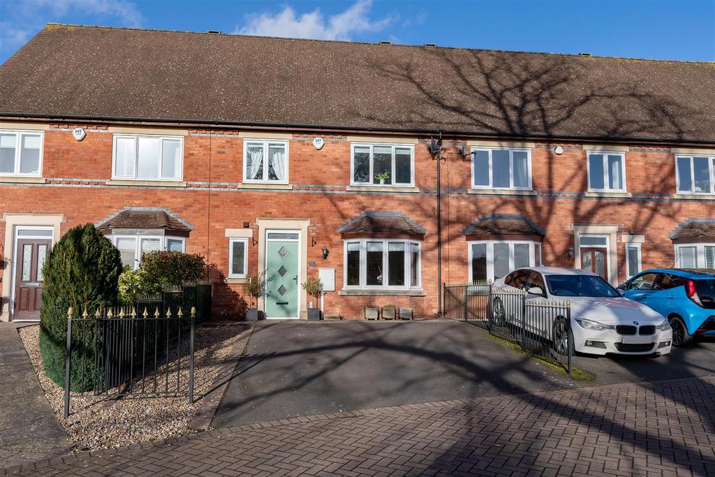 Tredington Park, Hatton Park, Warwick 3 bed terraced house £375,000