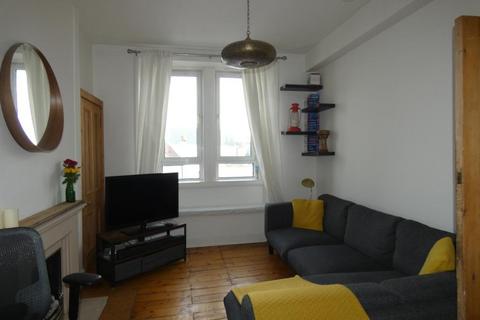 1 bedroom flat to rent, Broughton Road, Broughton, Edinburgh, EH7