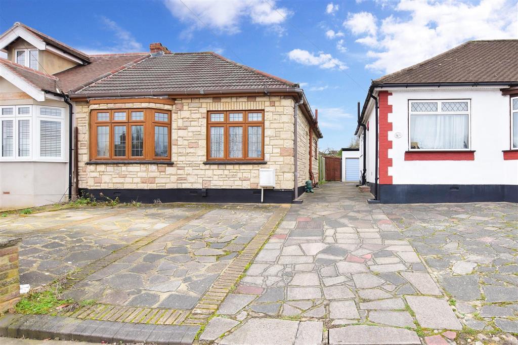 Derby Avenue, Upminster, Essex 2 bed semidetached bungalow £425,000