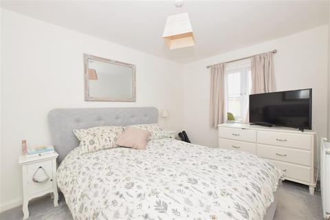 57 Benjamin Gray Drive, Littlehampton, BN17 7FA