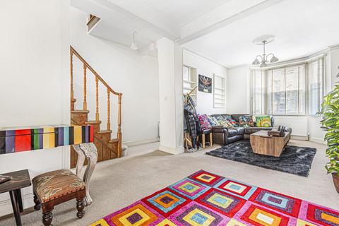 10 Sutherland Road, London, W4 2QR