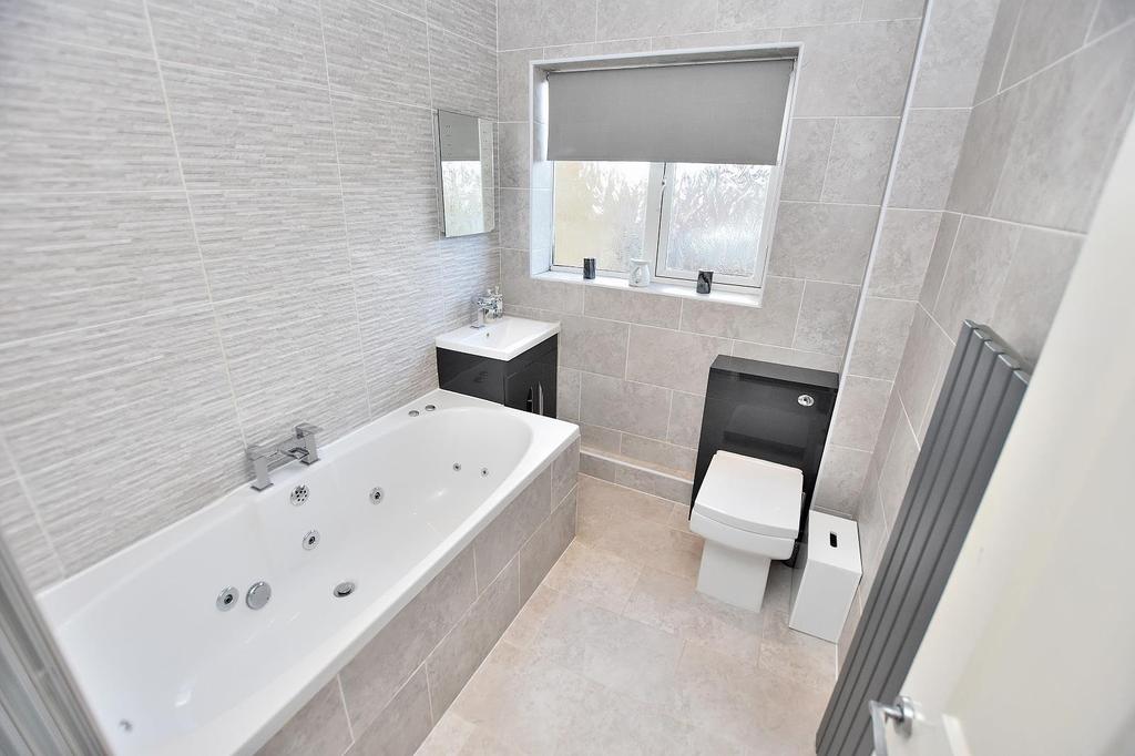 Brook Close, Coven 3 bed house £275,000