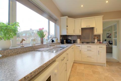 47 Lansdown Road, Gloucester, GL1 3JG