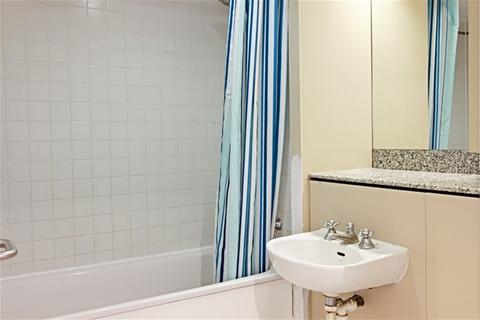 1 bedroom flat to rent, Cromwell Road, South Kensington