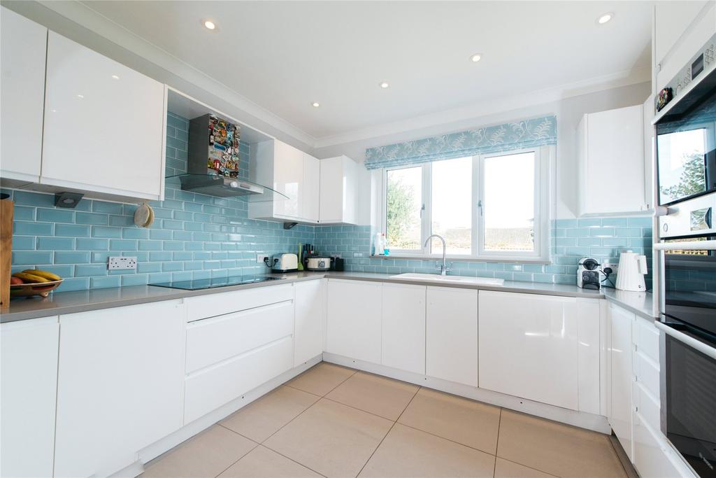 Kitchen/Breakfast Rm
