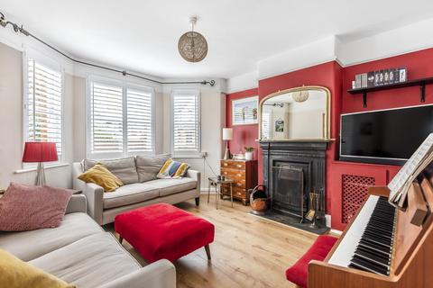 4 Bray Road, Guildford, GU2 7LH