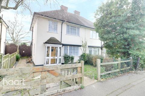 18 Boxted Close, Buckhurst Hill, IG9 6BX