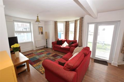 1 Broadclose Hill, Bude, EX23 8EQ
