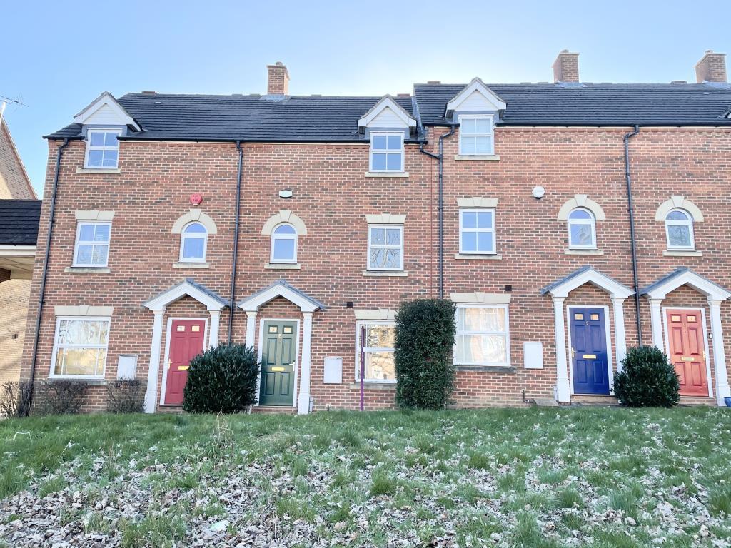 Broad Lane, Bracknell, RG12 4 bed townhouse £2,150 pcm (£496 pw)