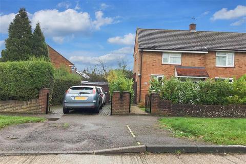 3 Lynn Walk, Reigate, RH2 7NZ