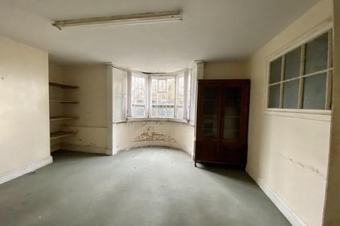 3 Beach Road, South Shields, NE33 2QA