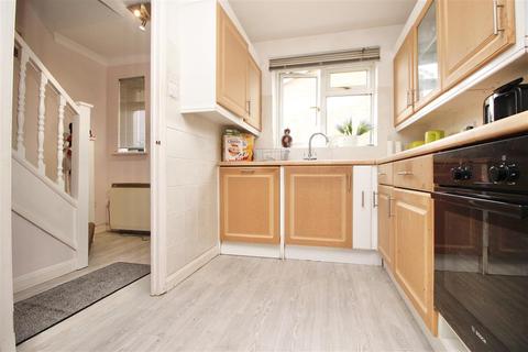 23 Blake Avenue, Shotley Gate, Ipswich, IP9 1RL