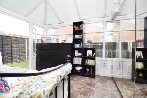 23 Blake Avenue, Shotley Gate, Ipswich, IP9 1RL