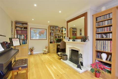 35 High Hurst Close, Newick, Lewes, BN8 4NJ
