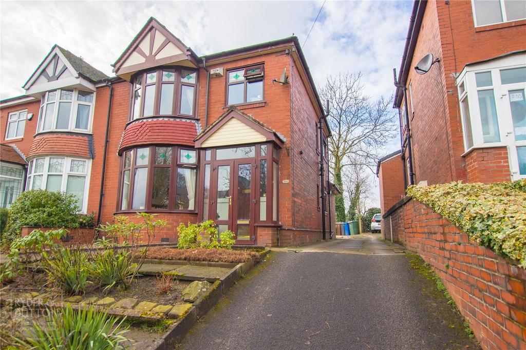 Heywood Old Road, Bowlee, Middleton, Manchester, M24 3 bed semi
