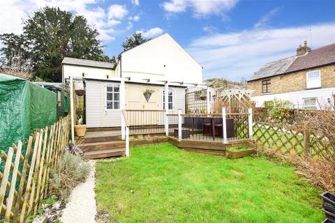 11 Brookside, Temple Ewell, Dover, CT16 3DS