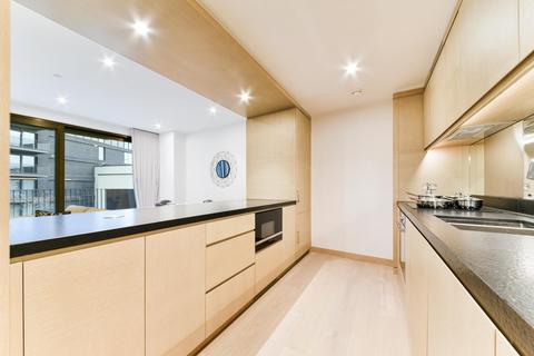 2 bedroom flat to rent - Legacy Building, Embassy Gardens, London, SW11