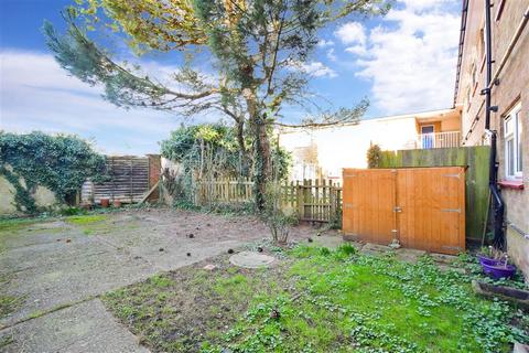 15 Long Walk, Epsom, KT18 5TP