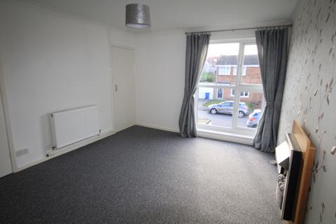 2 bedroom flat to rent, Claymore Close, Cleethorpes, DN35