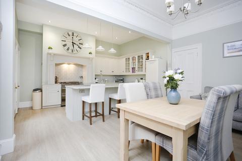 85 Morningside Drive, Edinburgh, EH10 5NJ