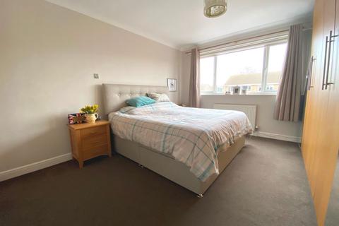 37 Stubble Close, Northampton, NN2 8DS
