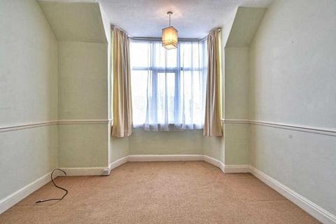 70 Bachelor Gardens, Harrogate, HG1 3EA