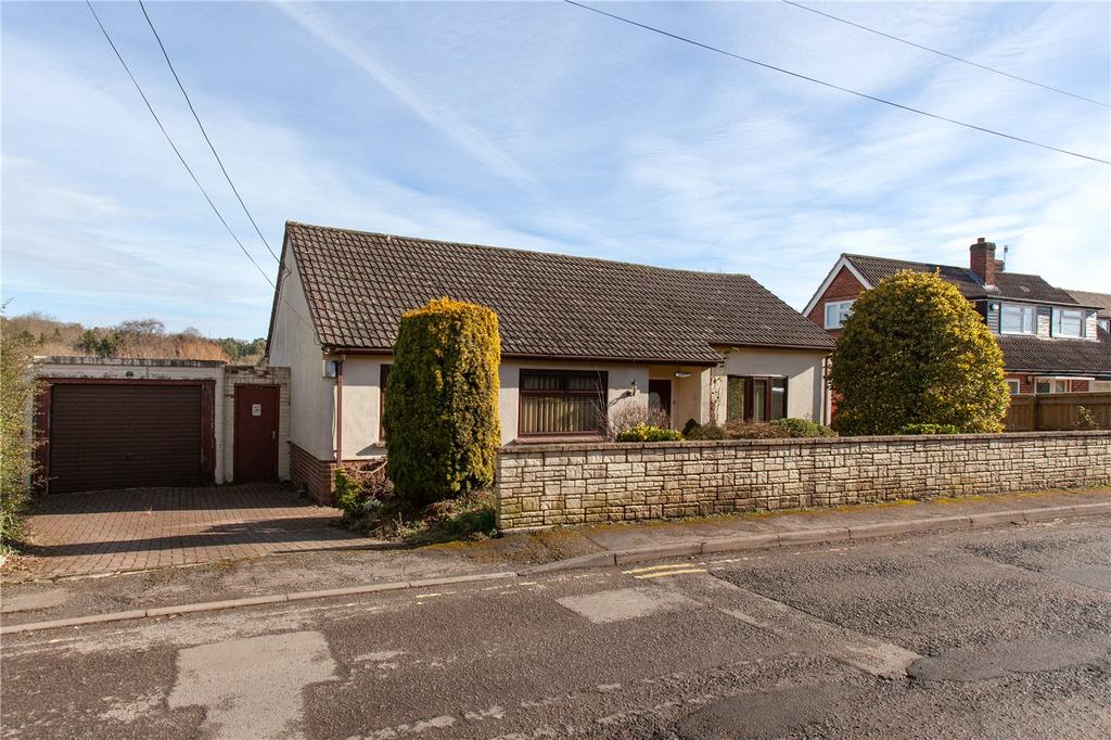 Tin Pit, Marlborough, SN8 3 bed bungalow £395,000