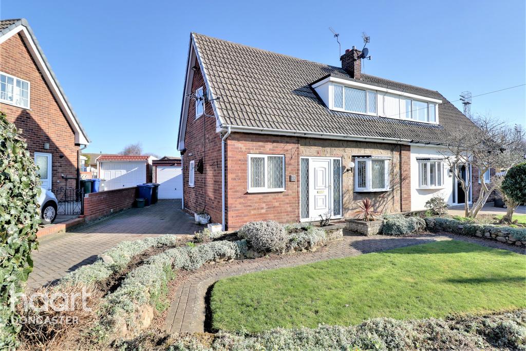 Southfield Road, Armthorpe, Doncaster 3 bed semidetached bungalow for