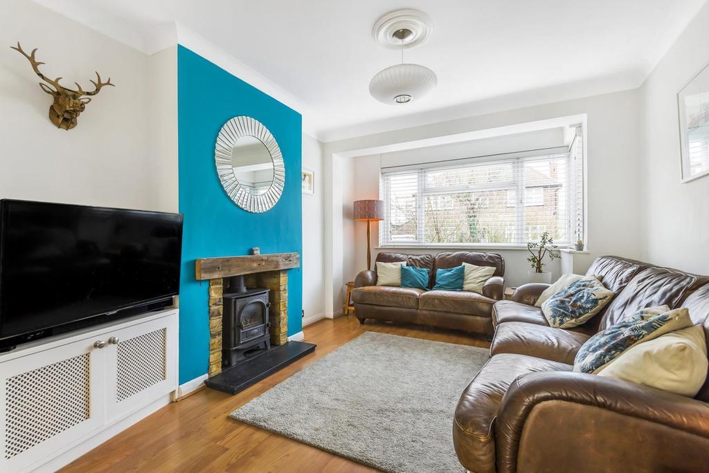 Cavendish Road, New Malden, KT3 3 bed terraced house £1,975 pcm (£456 pw)