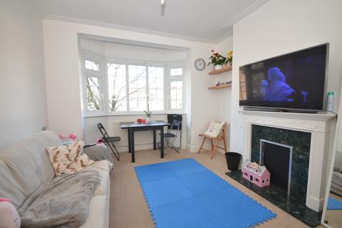 2 bedroom flat to rent, Elmcourt Road, West Norwood, London, SE27