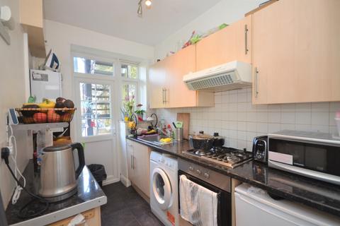 2 bedroom flat to rent, Elmcourt Road, West Norwood, London, SE27