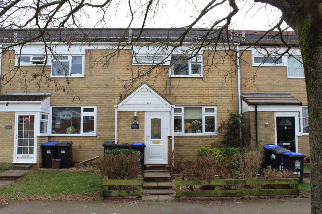 The Medway, Daventry, Northants NN11 4QY 3 bed terraced house £175,000