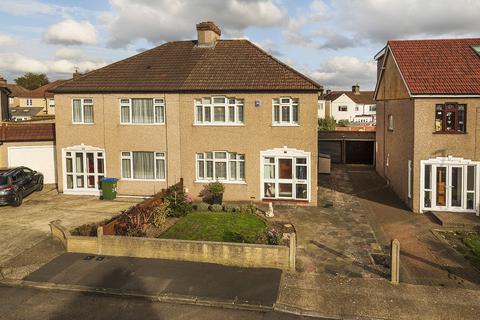 26 Madison Gardens, Bexleyheath, DA7 5SU