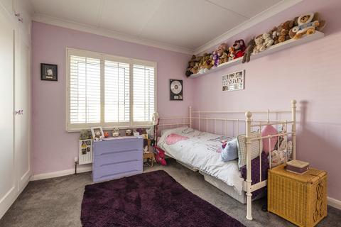 26 Madison Gardens, Bexleyheath, DA7 5SU