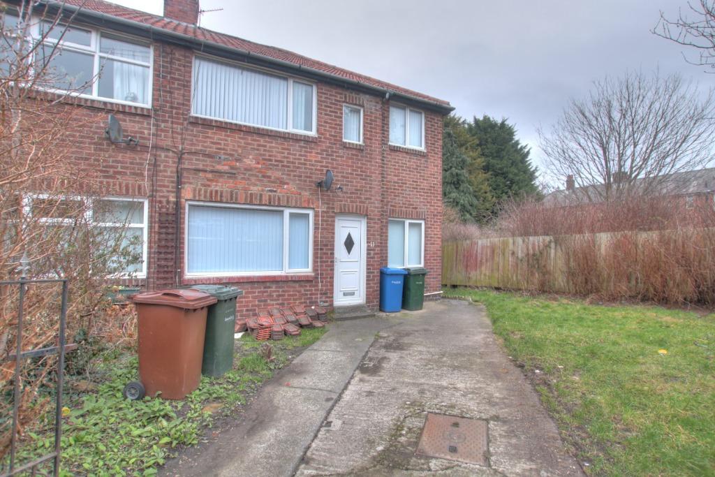 Ravenburn Gardens, Denton Burn, Newcastle upon Tyne, NE15 7HU 3 bed