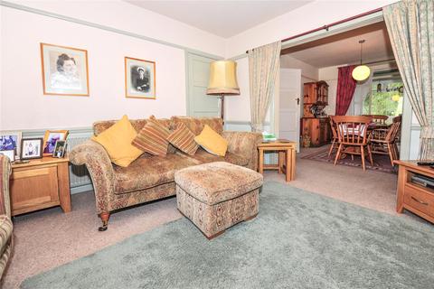 18 Berkeley Avenue, Poole, BH12 4HZ