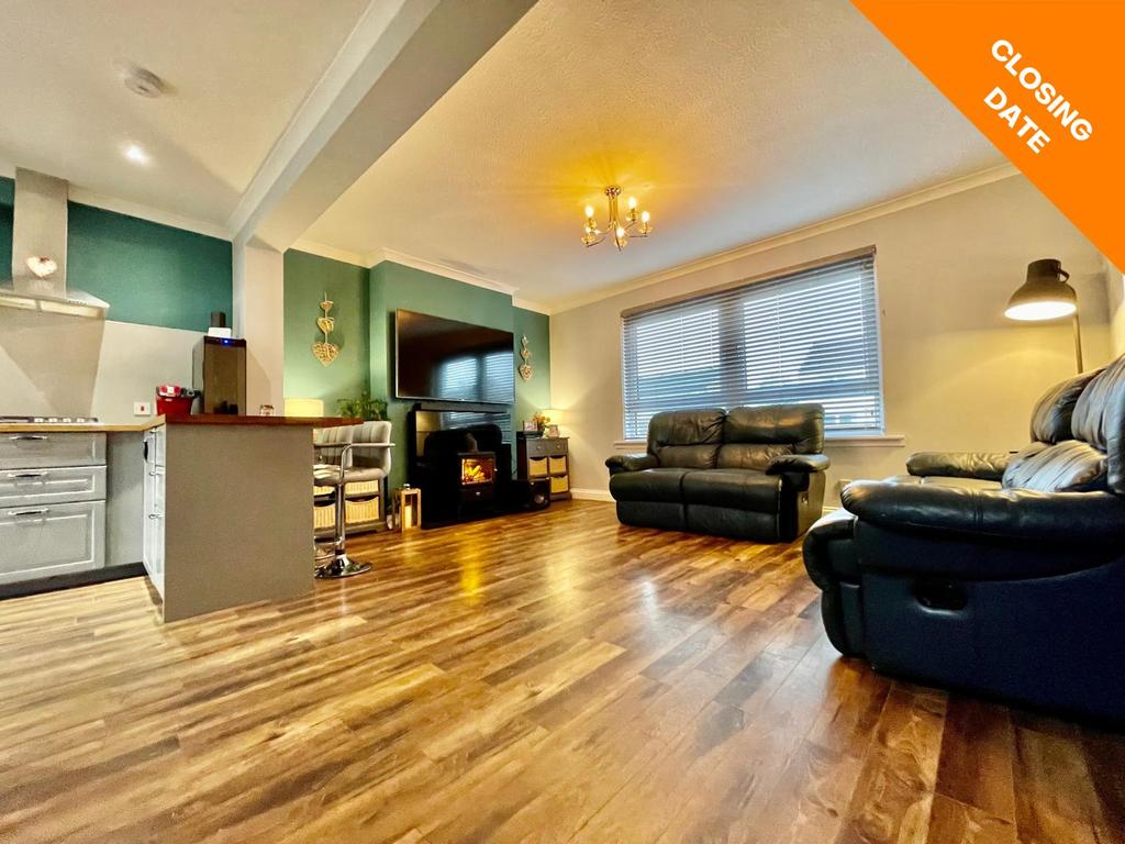 71 Yoker Mill Road, Knightswood, Glasgow 2 bed terraced house £149,500