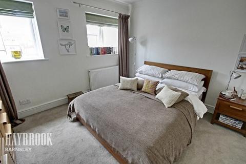 6 Craven Close, Royston, Barnsley, S71 4BL