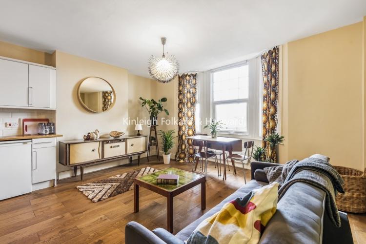 Rushey Green Catford SE6 1 bed flat £1,100 pcm (£254 pw)