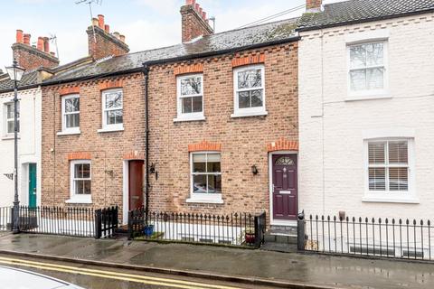 10 Dagmar Road, Windsor, SL4 1JL