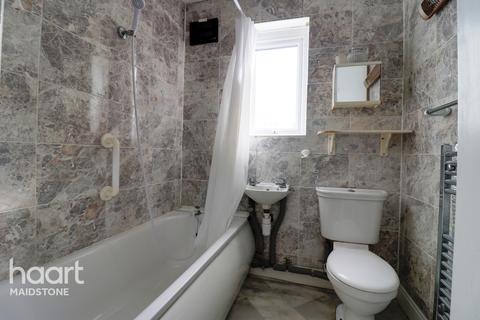 8 Birch Tree Way, Maidstone, ME15 7RR