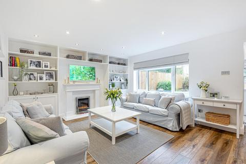 41 Fox Dene, Godalming, GU7 1YG