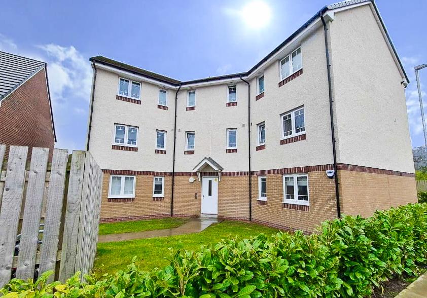 Boydstone Path, Pollok, Glasgow, G43 2 bed flat £750 pcm (£173 pw)