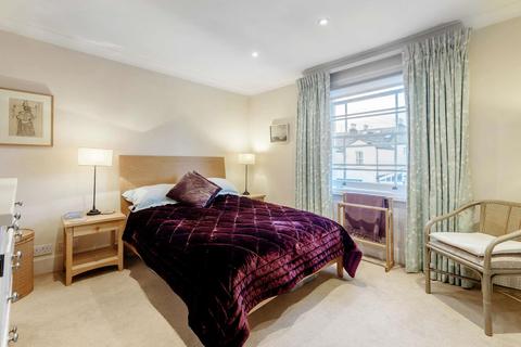 10 Dunstable Road, Richmond, TW9 1UH